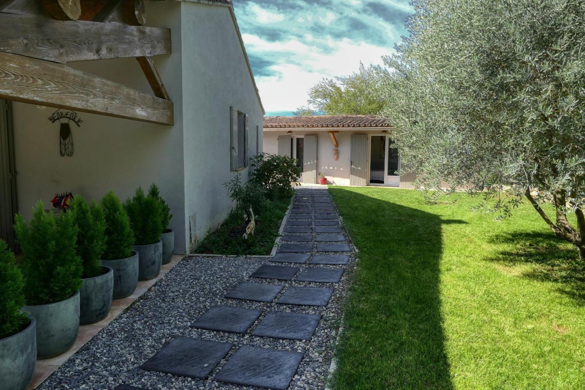 Jade En Provence Hotel Vaison-la-Romaine Exterior photo